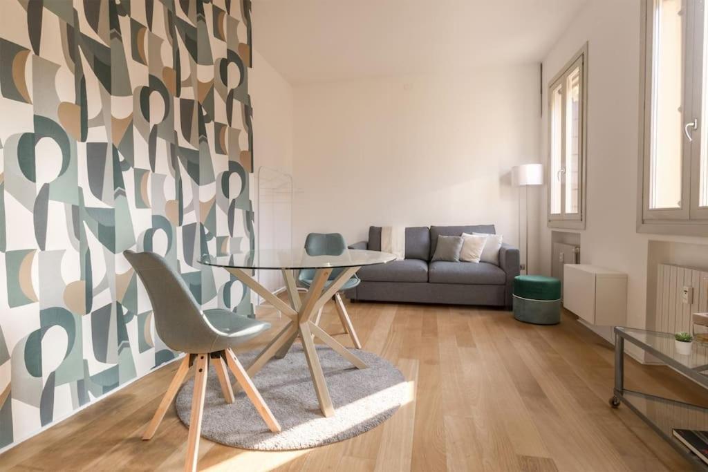Apartment Enjoy - Studio Vicino Al Teatro Verdi
