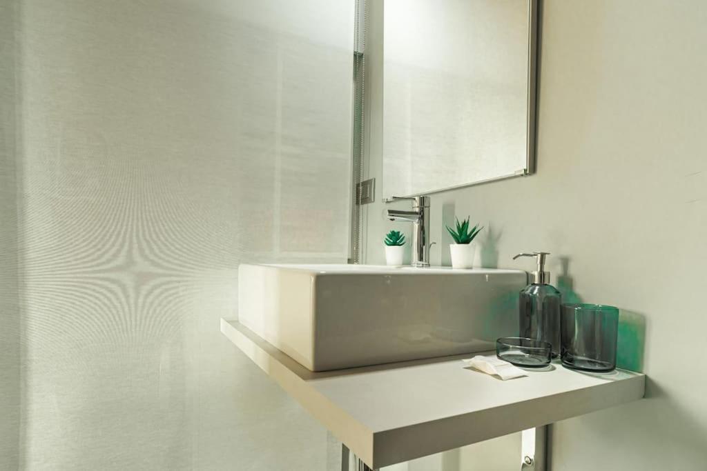 Apartment Enjoy - Studio Vicino Al Teatro Verdi *